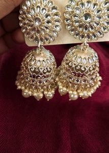 New Fresh Pack Piece Golden White Jhumkas