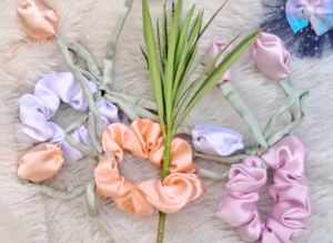 Tulip Scrunchies
