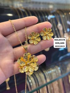 Gold Flower Jewelry Set