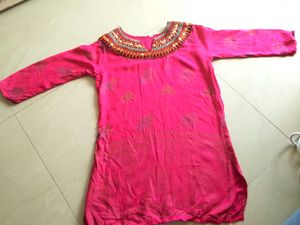Short Pink Kurti with Hand-Embroidered Mirror Work