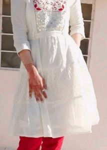 Off White Kurti