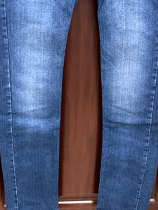 Women&#39;s Dark Wash Denim Jeans