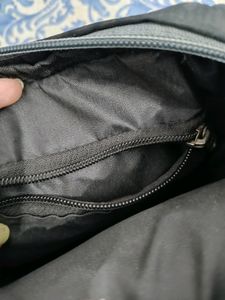 American Tourister Sling Bag