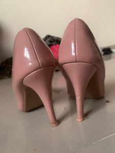 Elegant Pink Berry Heels