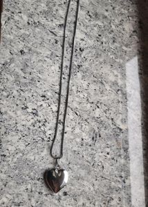 Open Heart Trendy Chain