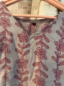 Brand New Floral Print Short Kurti, Bust- 34Cotton