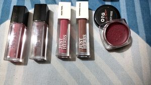 🆕8 Lipstick And Lip Gloss Combo