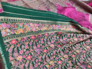 Weaving mistake Kashmir Emporium