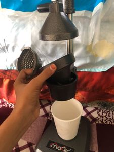Hand Juicer Machine