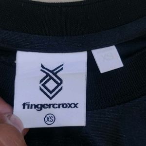 Fingerhawk black and white Fingercrox jersey