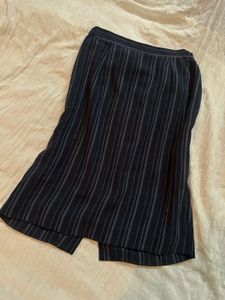 Relaxed Fit Skirt