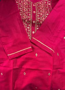 Elegant Pink Embroidered Kurta
