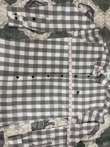 Combo of cheque shirt and black straight fit jeans