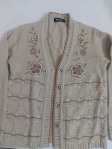 Woollen Ladies Sweater