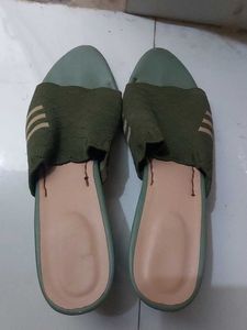 Sandal