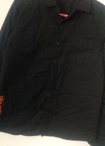 Urban Rebel Black Shirt🪐