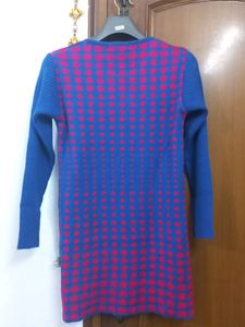 Warm Woolen Blue Top Beautiful Magenta Polka Dots