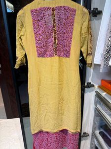 Elegant Embroidered Kurta
