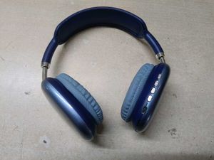 OLIVEOPS P9 Bluetooth Headphones.