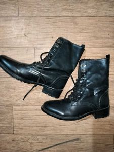 🖤 Edgy Dark Core Boots🎧