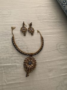 Elegant Necklace &amp; Earring Set