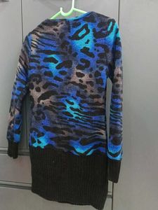 Patterned Long Sleeve Top