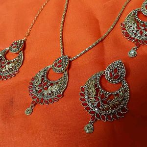 Red &amp; Gold Jewelry Set