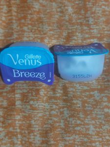 Venus Comfortglide Razor