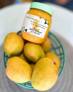 Pure Alphonso Mango Pulp 500ml.