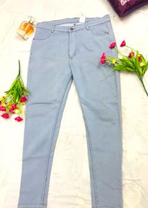Grey Denim Jegging