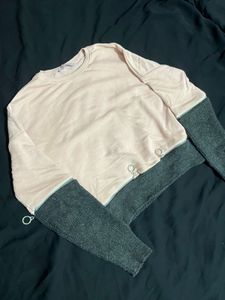 “Beige Zip-Hem Crop Sweatshirt”