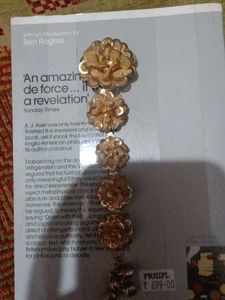 Golden Floral Hair Accessory