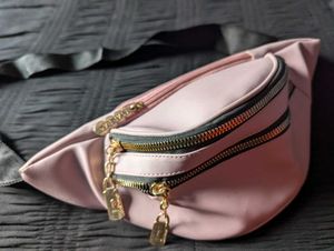 LAVENDER CROSS BAG