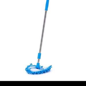 Triangle mop for cleaning