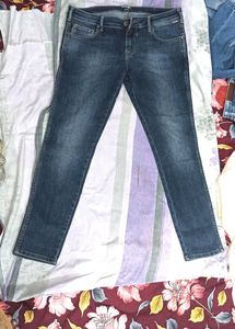 Men&#39;s jeans