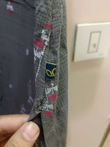 Sleeveless Gray Printed Kurti