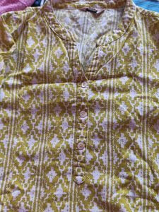 Max Short Kurti - Mustard &amp; White