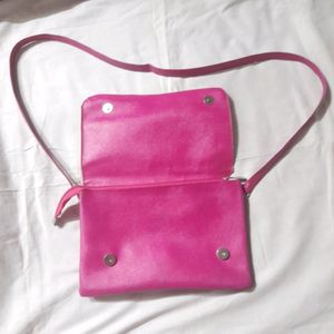💗👜 Girls Pink Barbie Slingbag Trendy Women&#39;s Bag