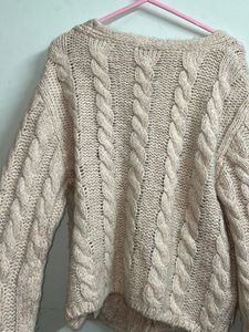 A Unique Cardigan For The Winters