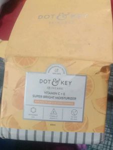 Dot & Key Moisturizer