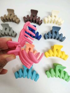 Set Of 12 Colorful Matt Hair Claws