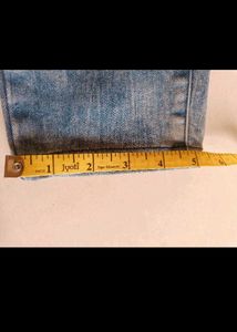 Distressed Light Wash Skinny Jeans