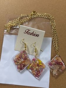 Floral Resin Jewelry Set Earrings with necklace