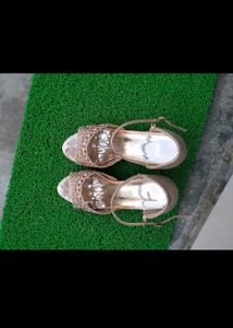 Golden Colour Heels