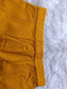 Mustard Yellow Cropped Pants-XXXL