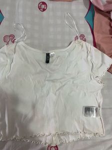 H&amp;M White Crop Top