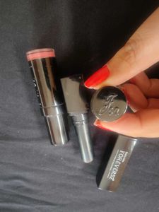 Forever 52 Lipstick Combo