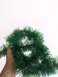 Green Christmas Garland 7 Pieces