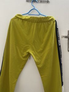 Max joggers(XL size)