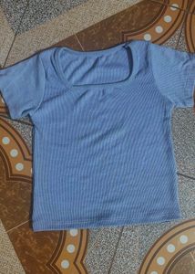 Levender Square Neck Crop  Top